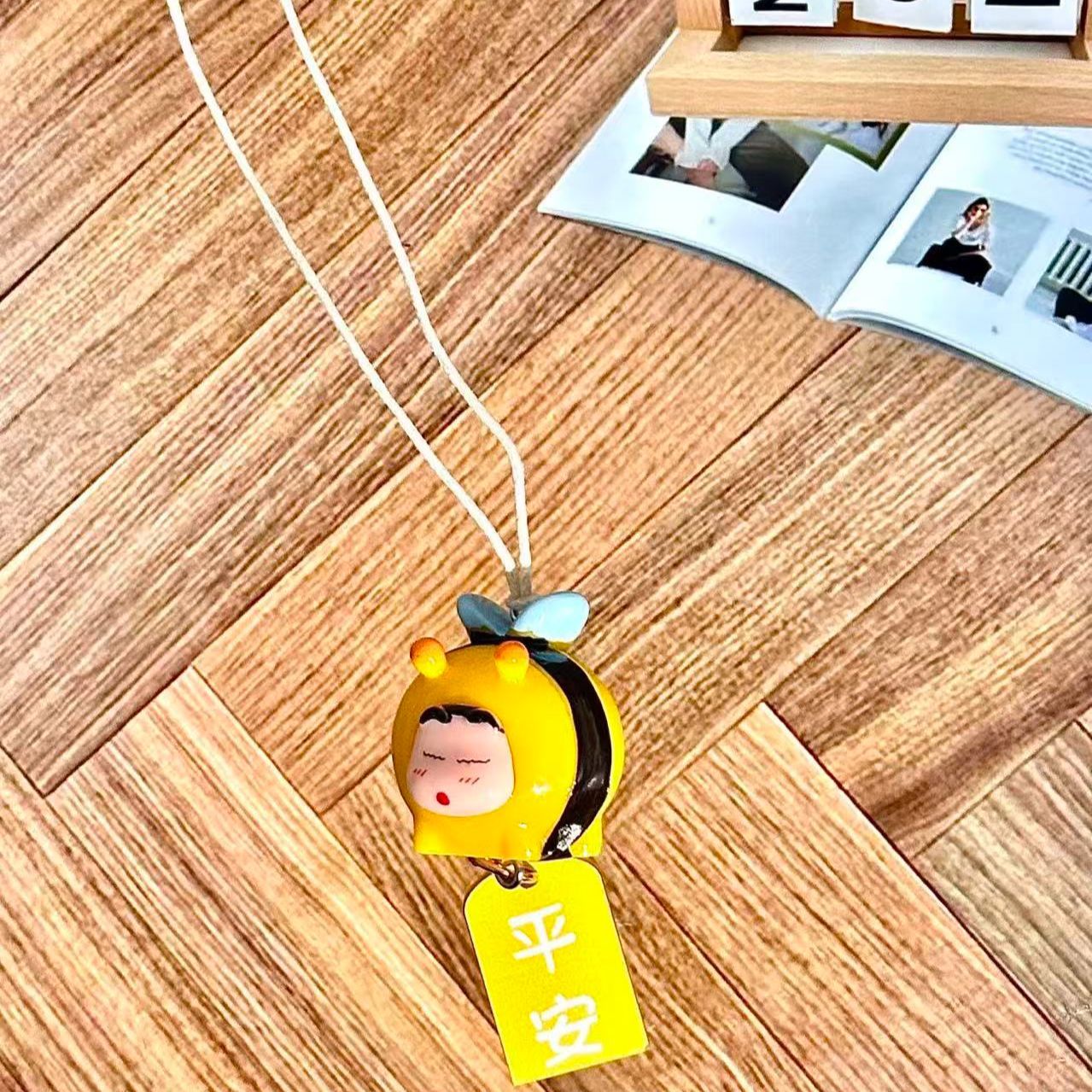 Crayon Shin-chan Bee Cosplay F - Car Accessories For Interior recension och pris
